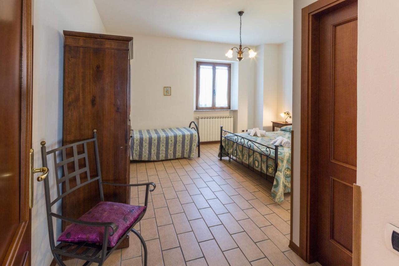 Agriturismo Casella Del Piano Gubbio Exterior foto