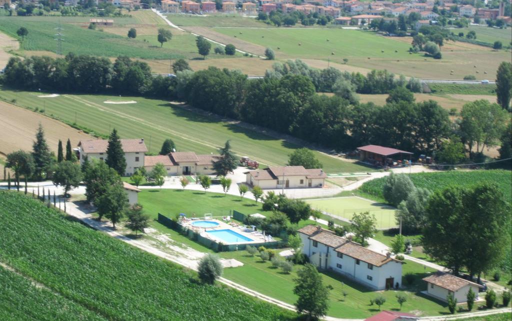 Agriturismo Casella Del Piano Gubbio Exterior foto